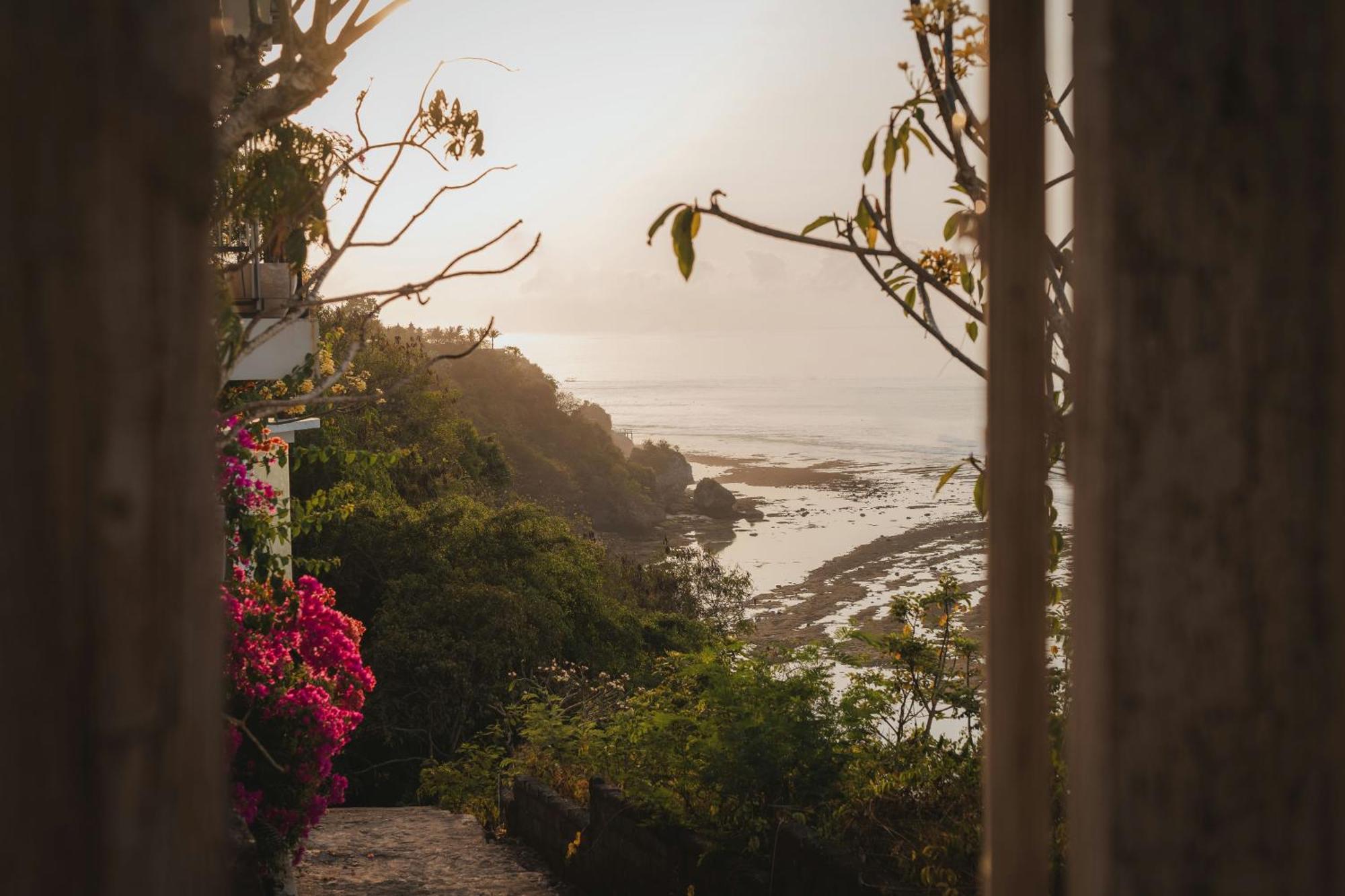 Ocean Nymphs Villa Uluwatu  Exterior photo
